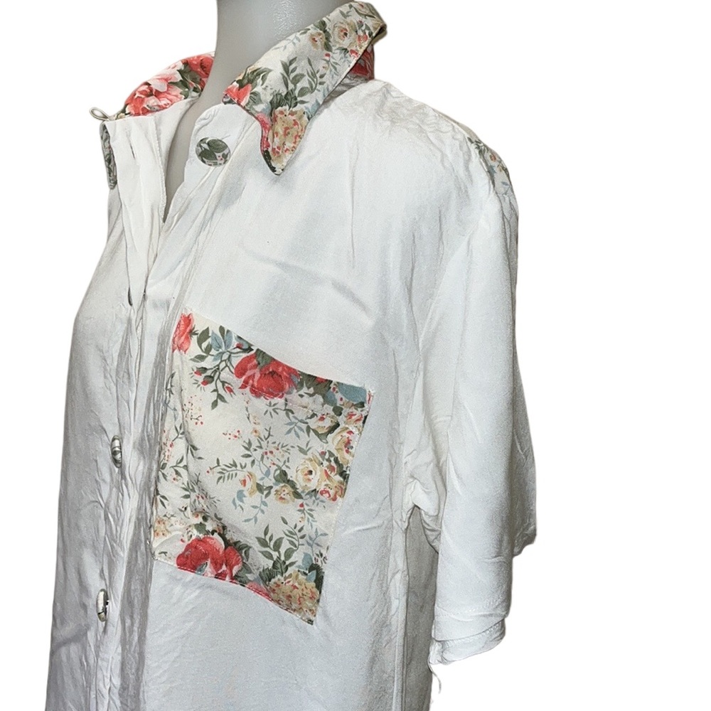 Vintage 90s Off The Coast Rayon Blouse~Floral Accents~M ~ Floral Accents